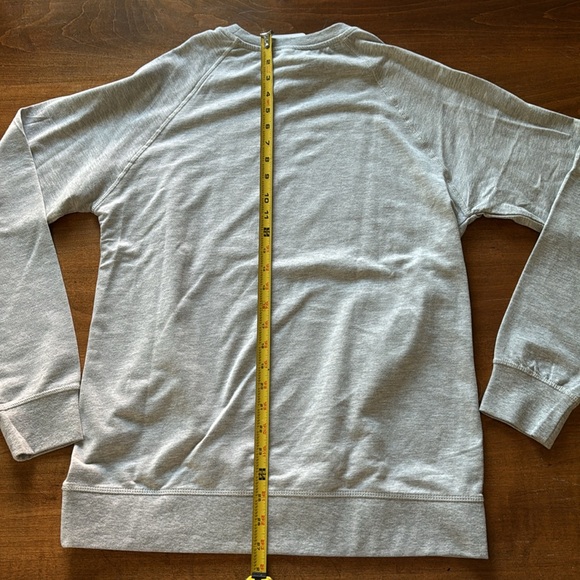 Women’s Live 2540 lightweight sweatshirt T-shirt size medium - Picture 6 of 7